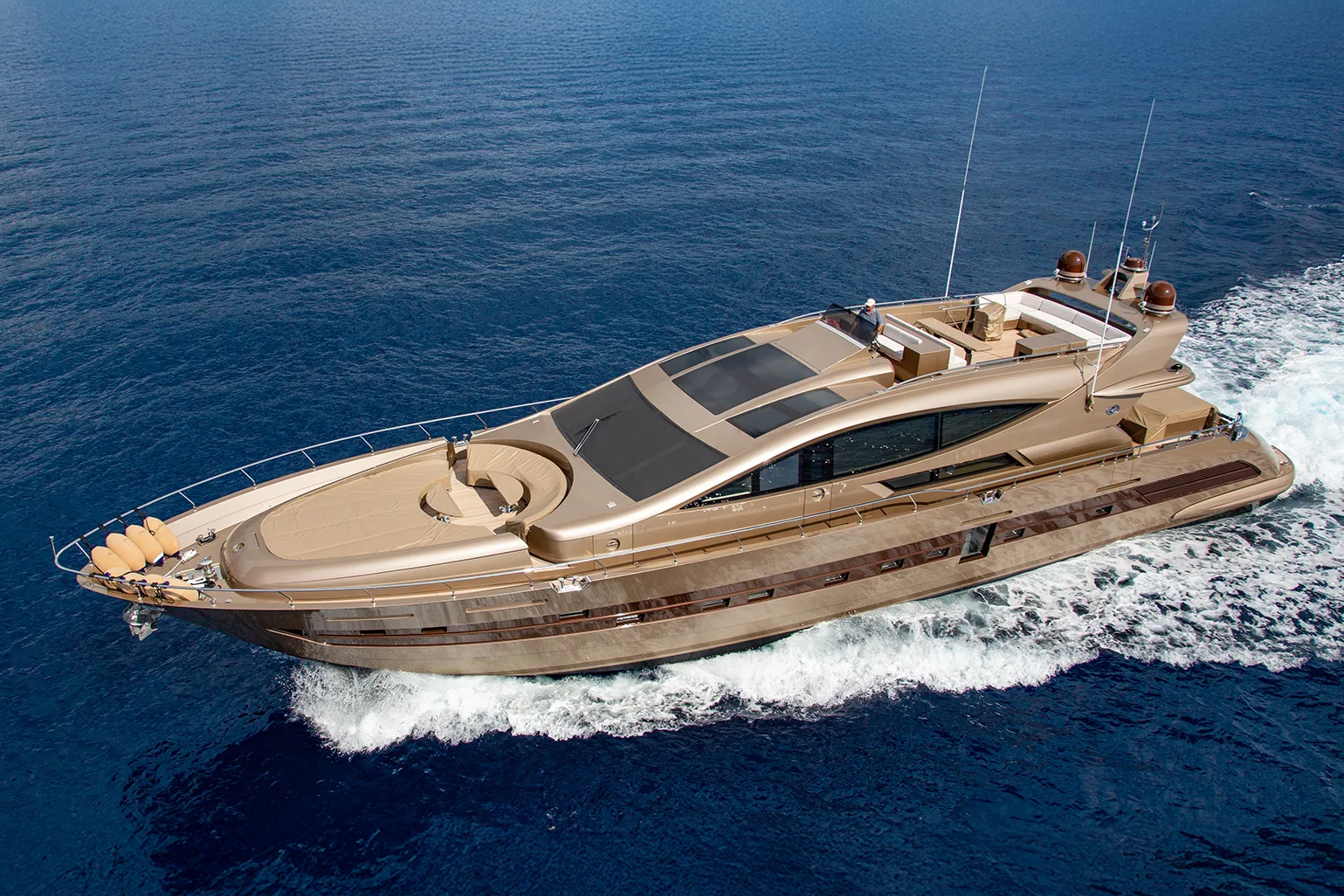 Cerri 102’ Flying Sport