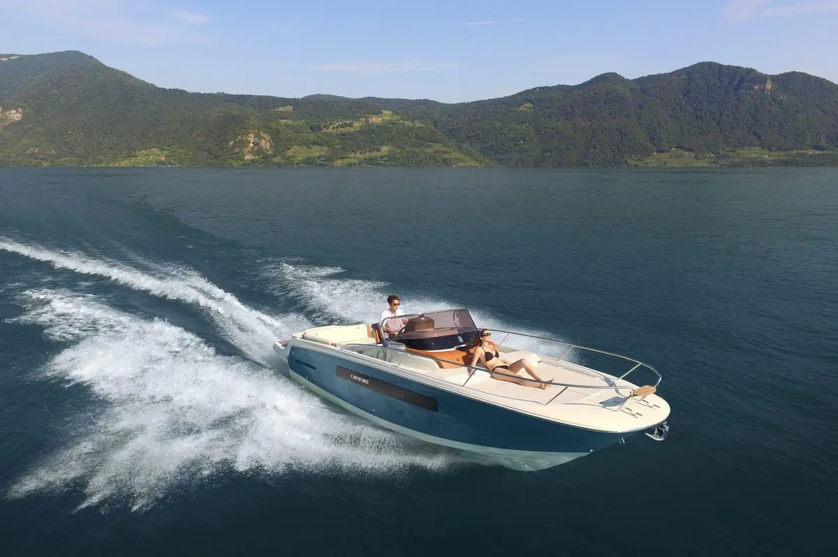 Invictus 280, exterior — Athens Yachts Rental, Athens