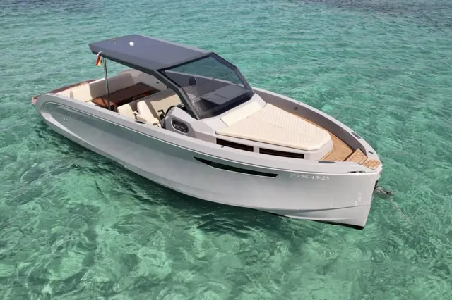 Rand Escape 30 — Athens Yachts Rental, Athens